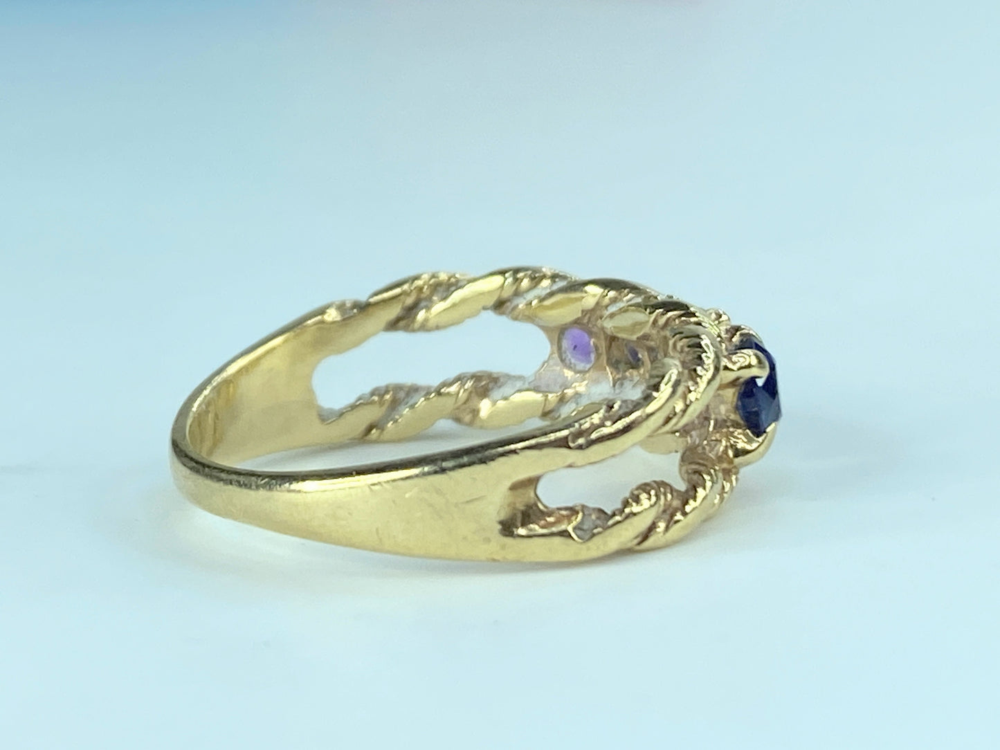10k Gold Mother's Ring Band With 3 Round Shaped Quartz Gemstones JR407