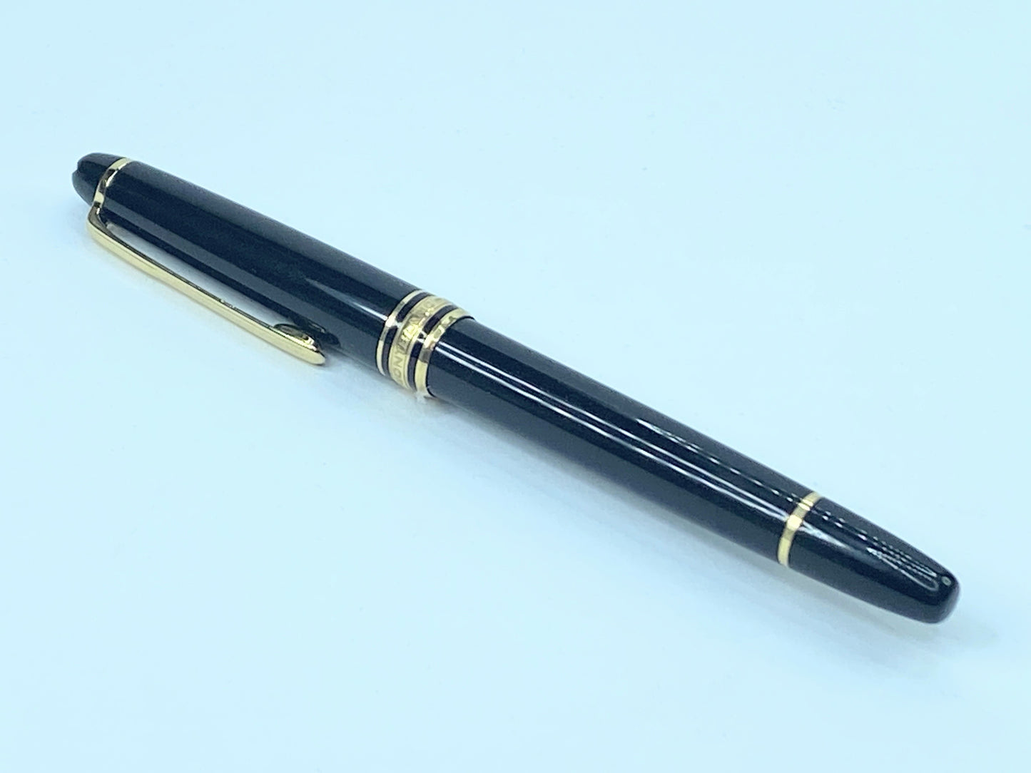 Mont Blanc Meisterstuck Classique Gold-plated Luxury Fountain Pen 14K Nib ST003