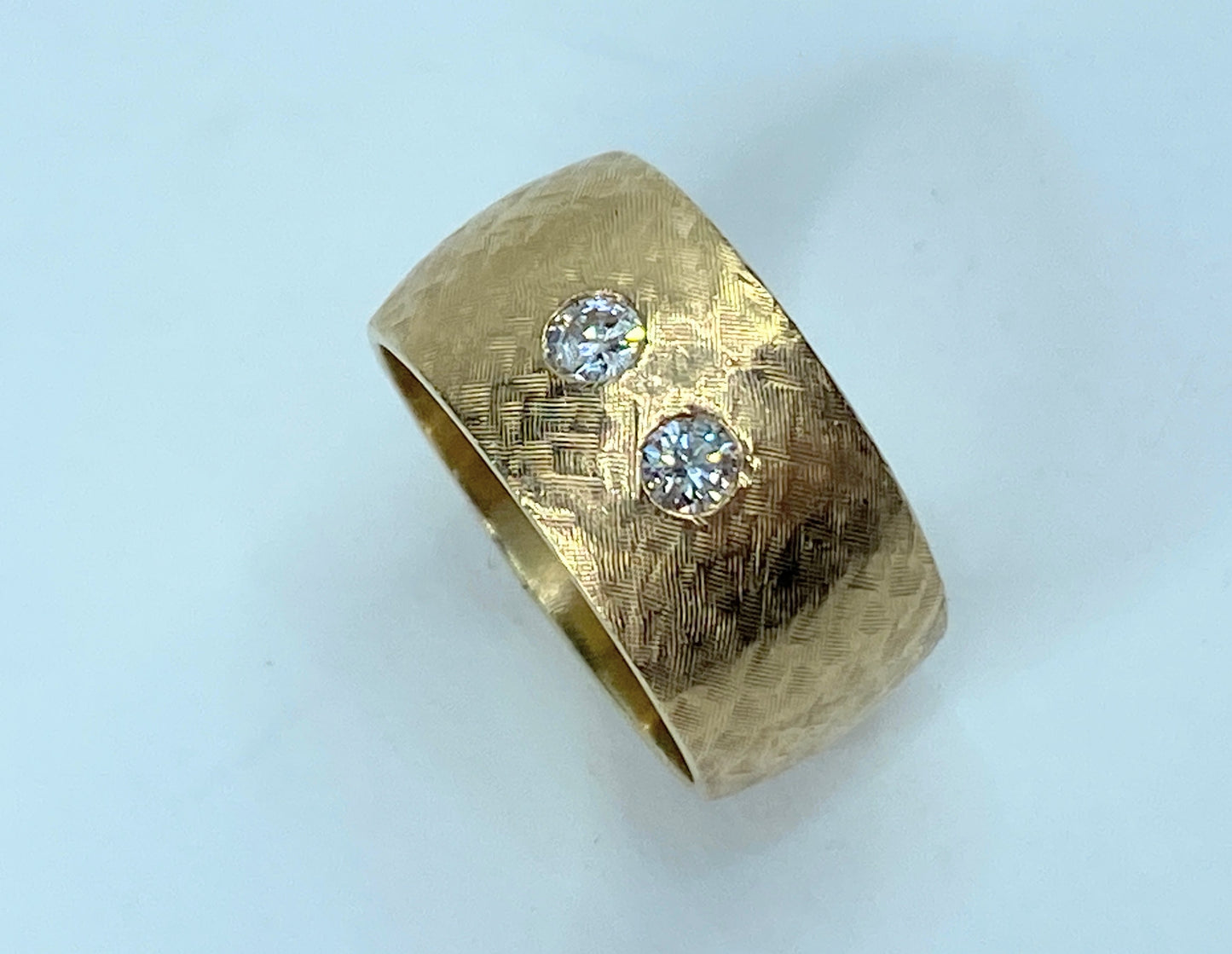 14K 11.5mm hand hammer 0.35ct G/VS1 round brilliant diamond ring 11.6gm JR964