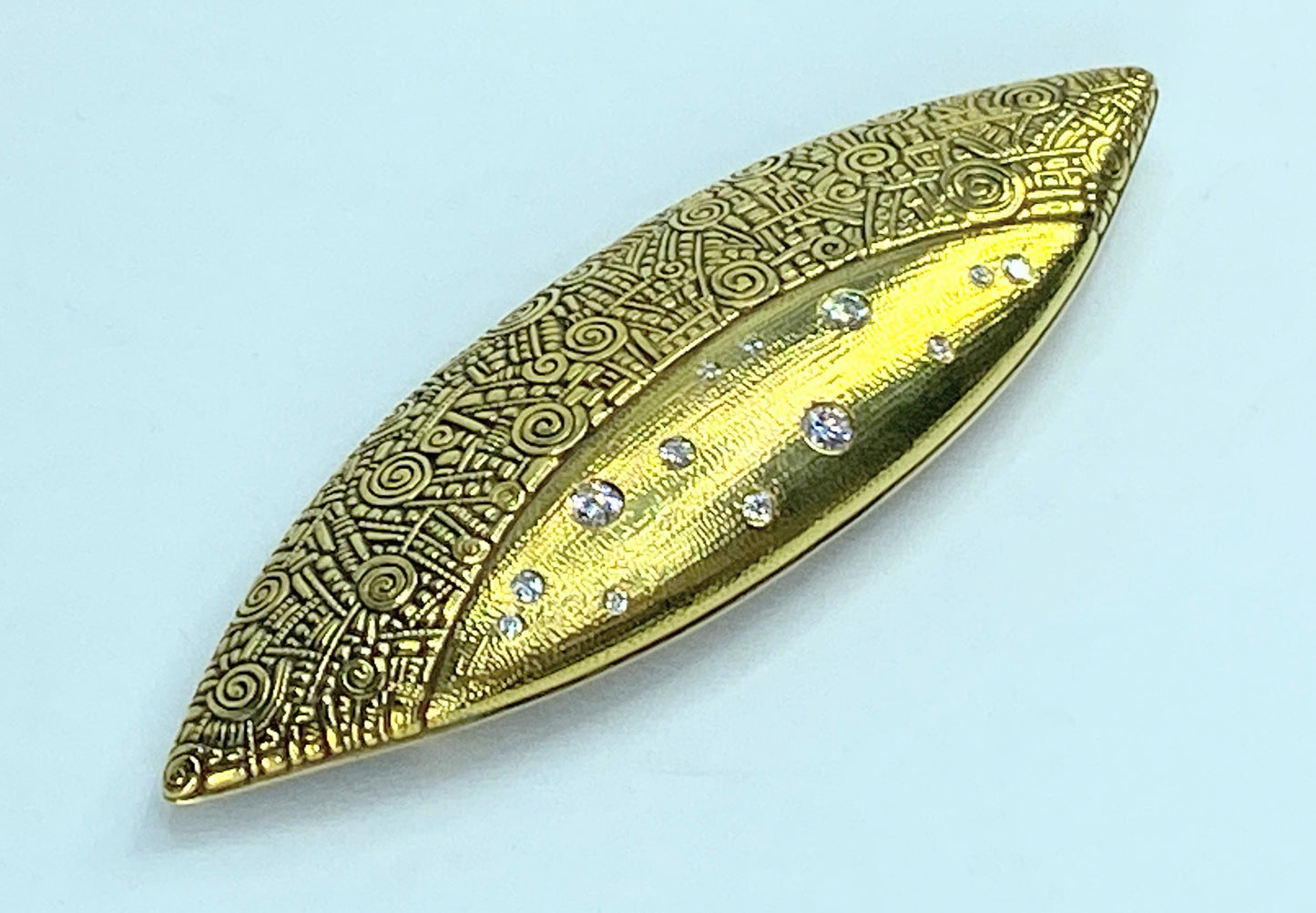 Alex Sepkus 18K Yellow Gold and 0.32ct Diamond brooch