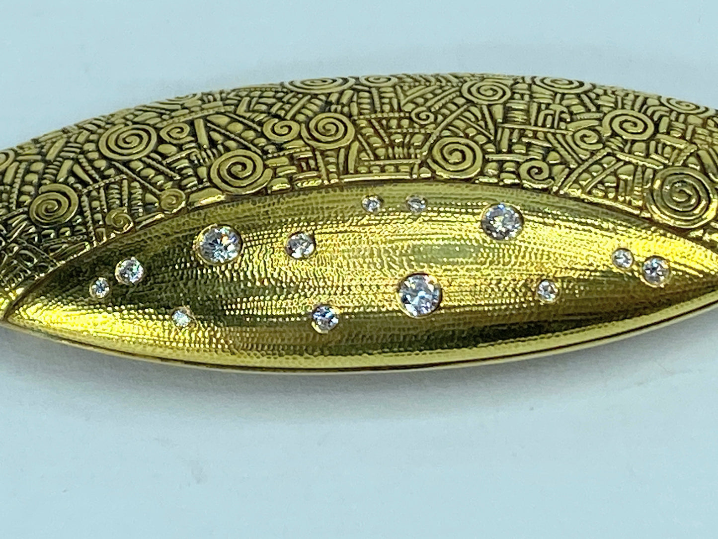 Alex Sepkus 18K Yellow Gold and 0.32ct Diamond brooch