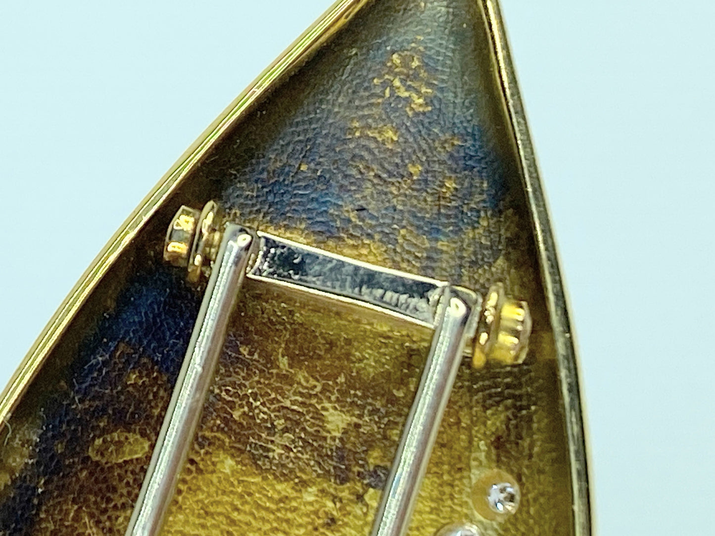 Alex Sepkus 18K Yellow Gold and 0.32ct Diamond brooch