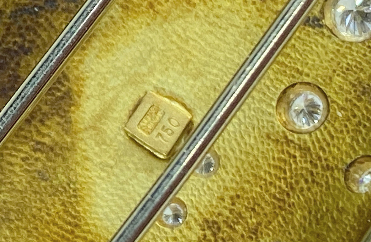 Alex Sepkus 18K Yellow Gold and 0.32ct Diamond brooch