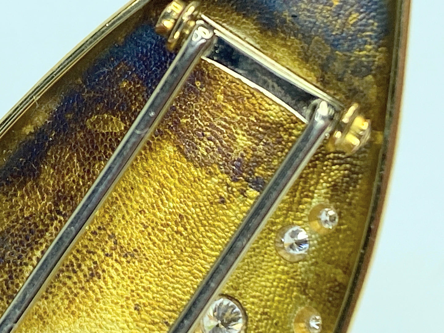 Alex Sepkus 18K Yellow Gold and 0.32ct Diamond brooch