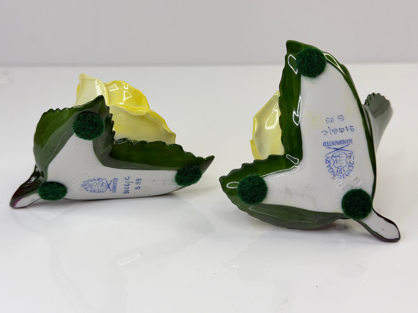 Herend Hungary Handpainted Porcelain Yellow Open Rose Figurines Pair A863