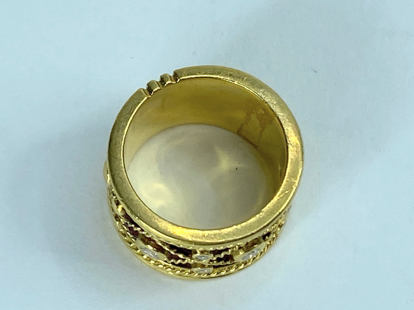 YANES's 'Malpica' collection Drum ring gold, diamonds, and enamel 16.9g JR969
