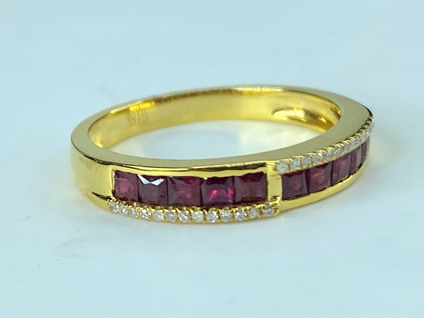 Certified 18K 0.6ct Pigeon Blood Ruby 0.13ct G/VS1 Diamond band s6.75 JR426