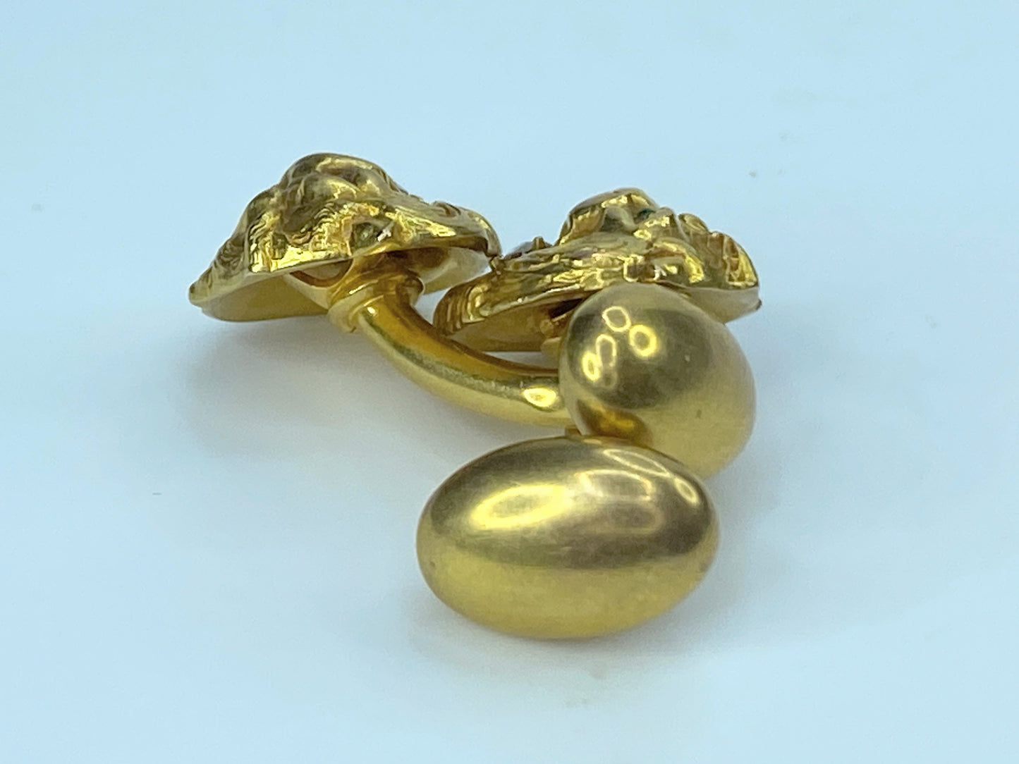 Mid-century 14K gold Diamond Lion head bust Green eye cufflink