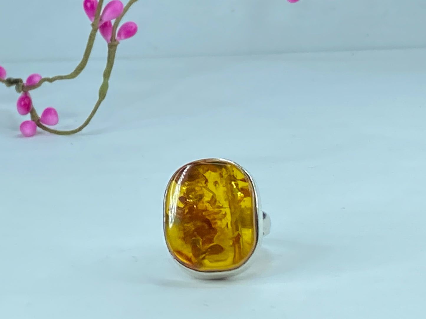 Authentic Baltic Amber .925 Sterling Silver Mid-century s5.5 6.3g JR295