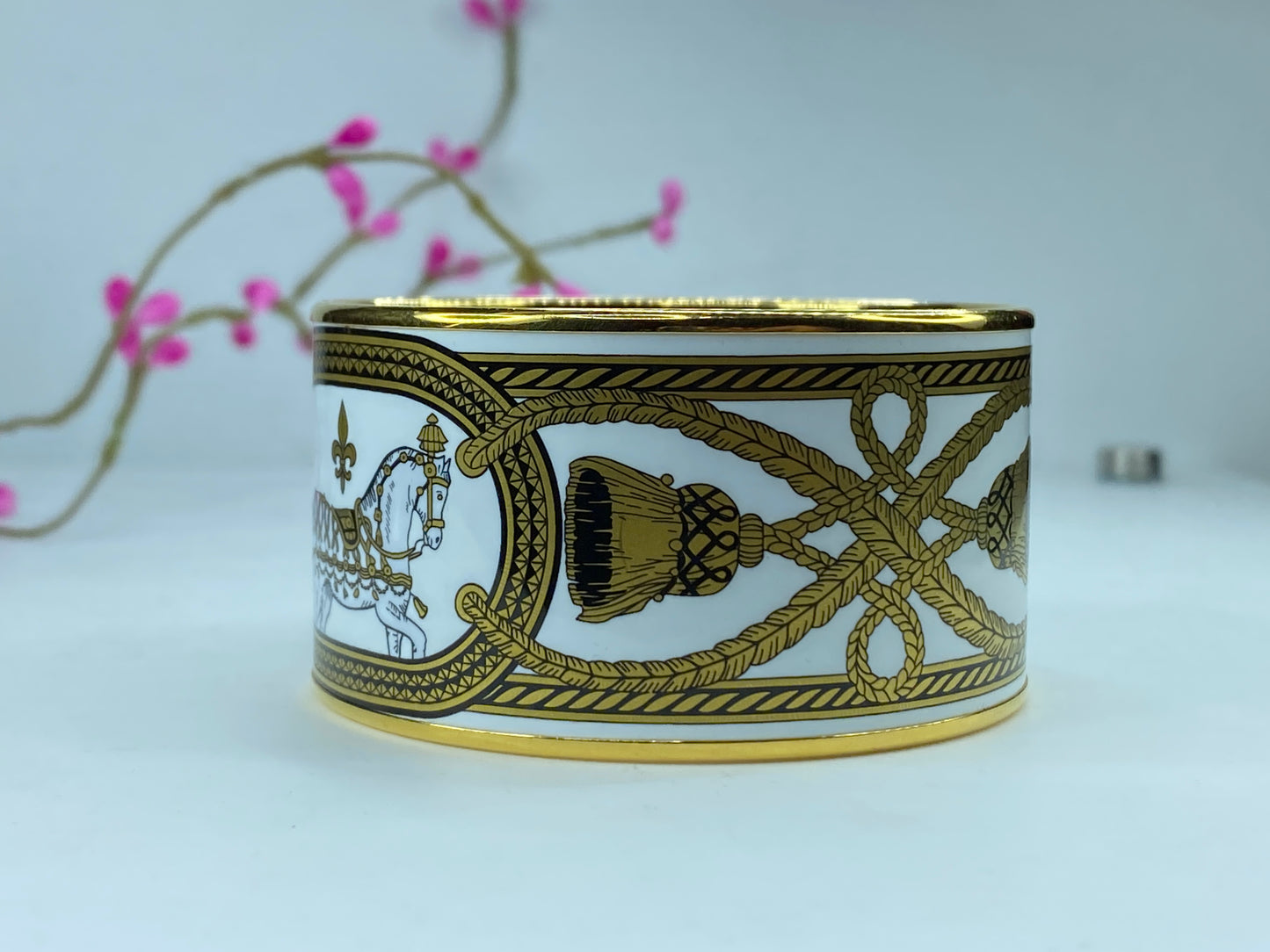 Hermes Enamel Wide Grand Apparat Bracelet White & Gold Printed GS386