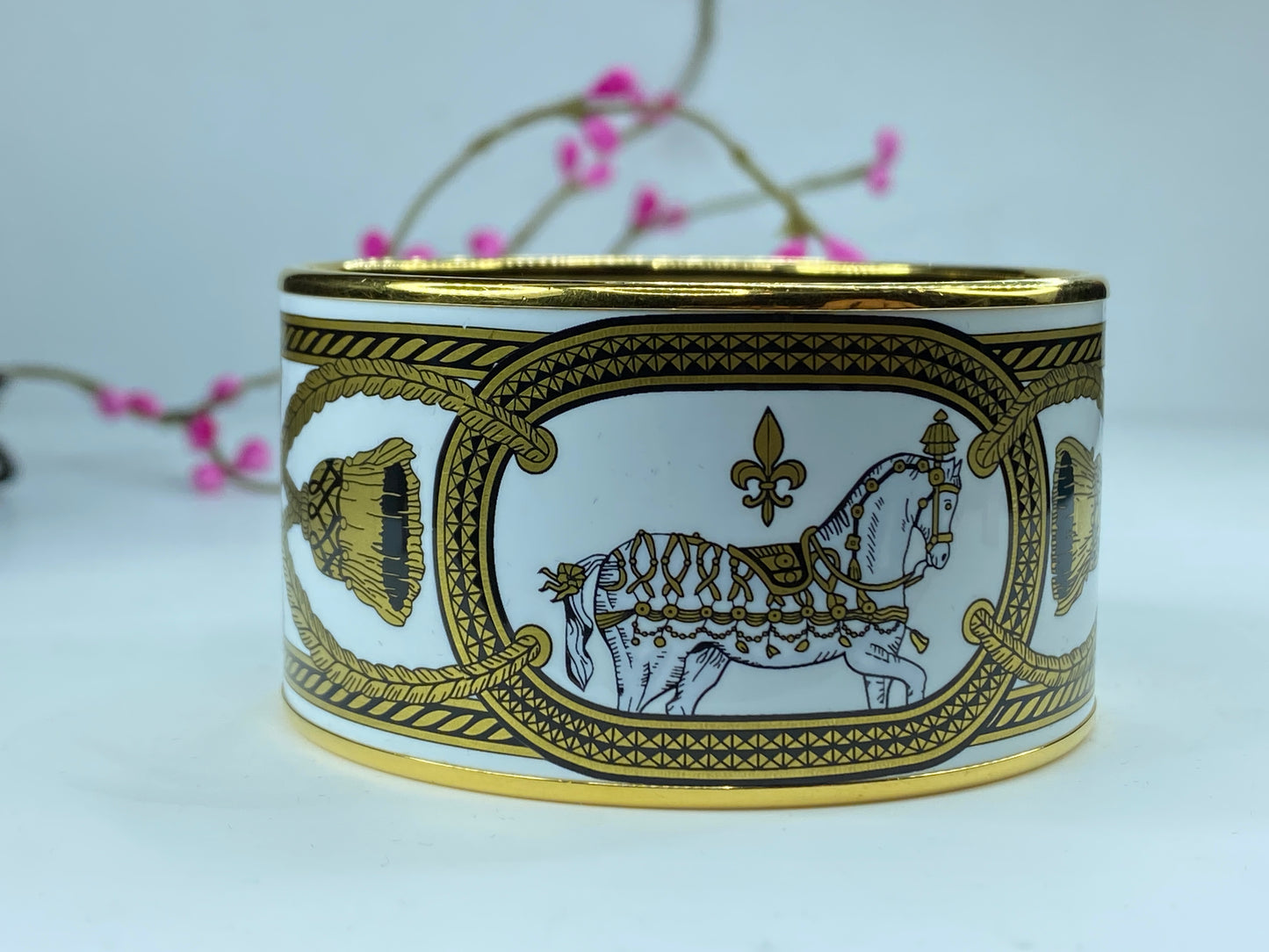 Hermes Enamel Wide Grand Apparat Bracelet White & Gold Printed GS386