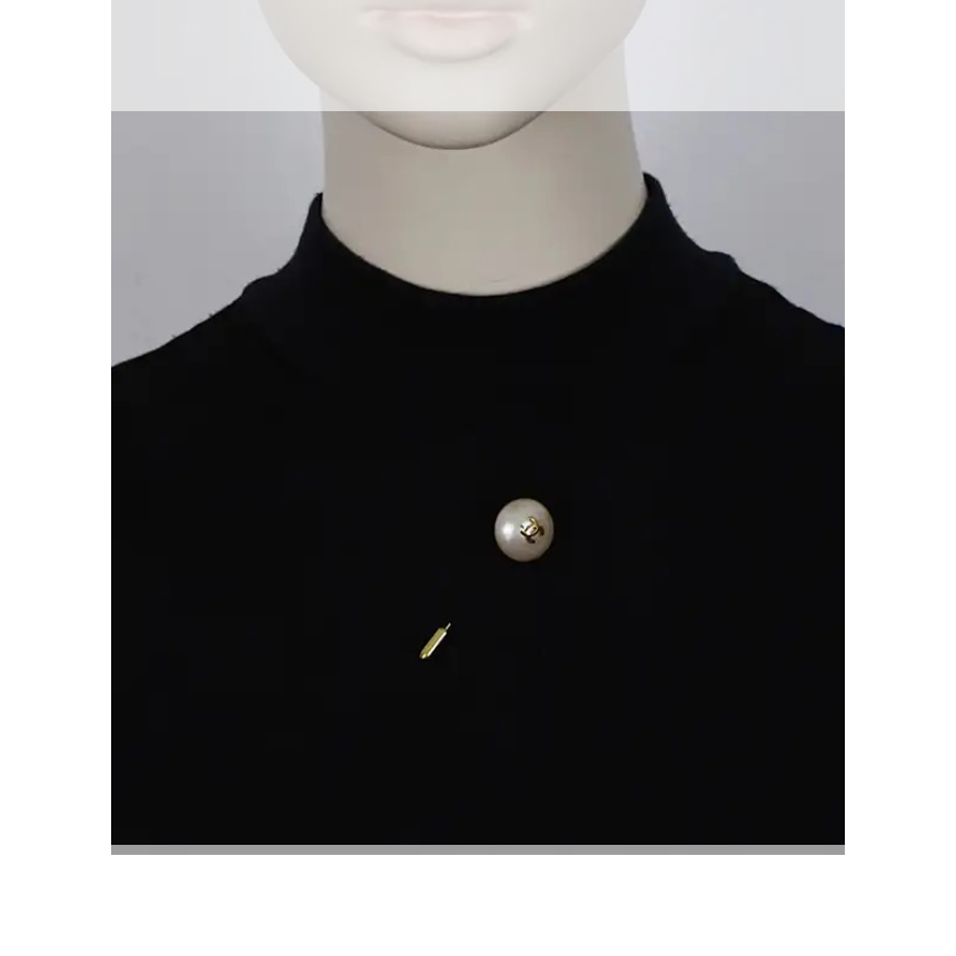 CHANEL Vintage Pearl CC Logo Lapel Pin with pouch GS688