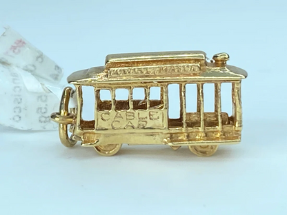 14K Gold mechanical San Francisco Cable Car Pendant 5.5g JR9086