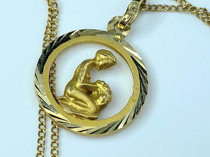 14K gold Zodiac Virgo pendant necklace