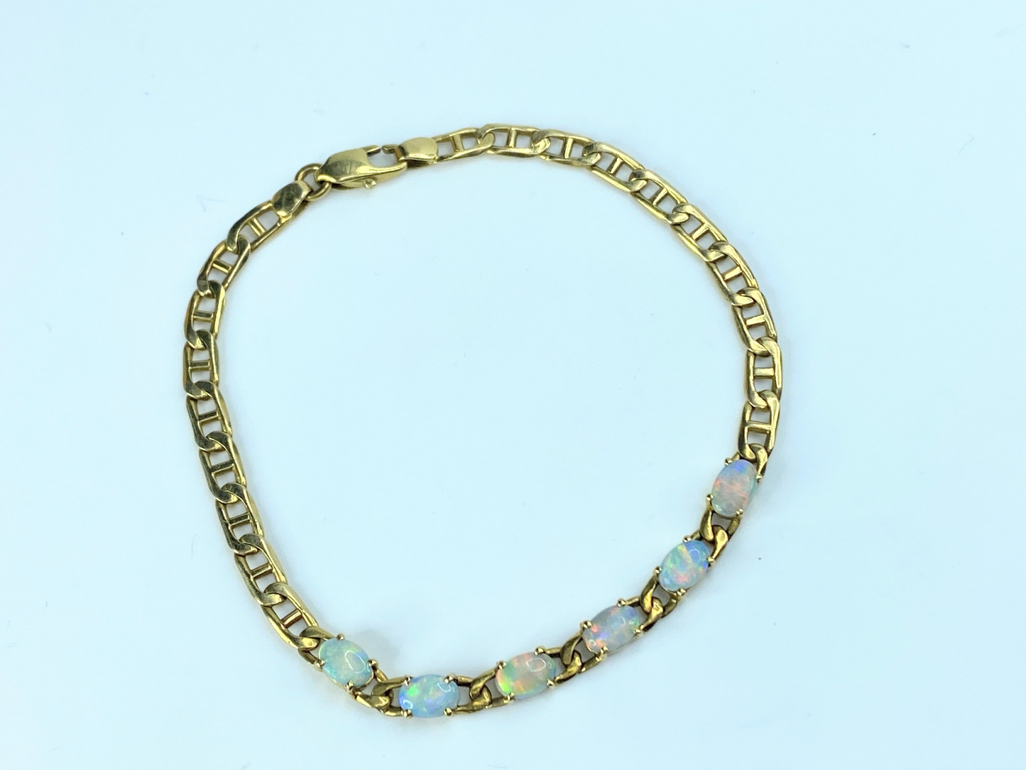 18K yellow gold 3.0ct Opal Cabochon Gucci anchor link bracelet 8.4g JR8897