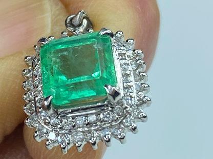 Appraised $3,995 Platinum 2.18ct Emerald 0.36ct G/Si Diamond necklace