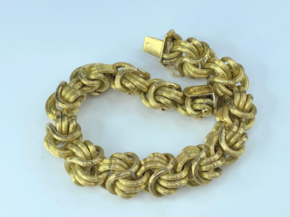 18K Yellow Gold Fancy Ribbed Knot Link Bracelet