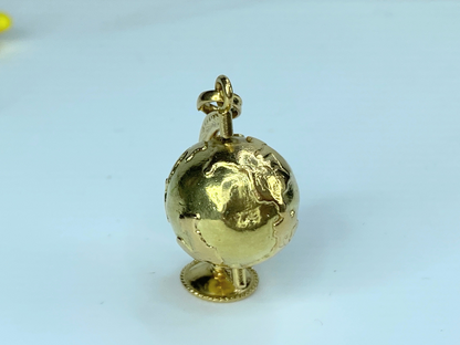 18K Yellow Gold Rotating Desk Globe Charm 27mm 7.5gm