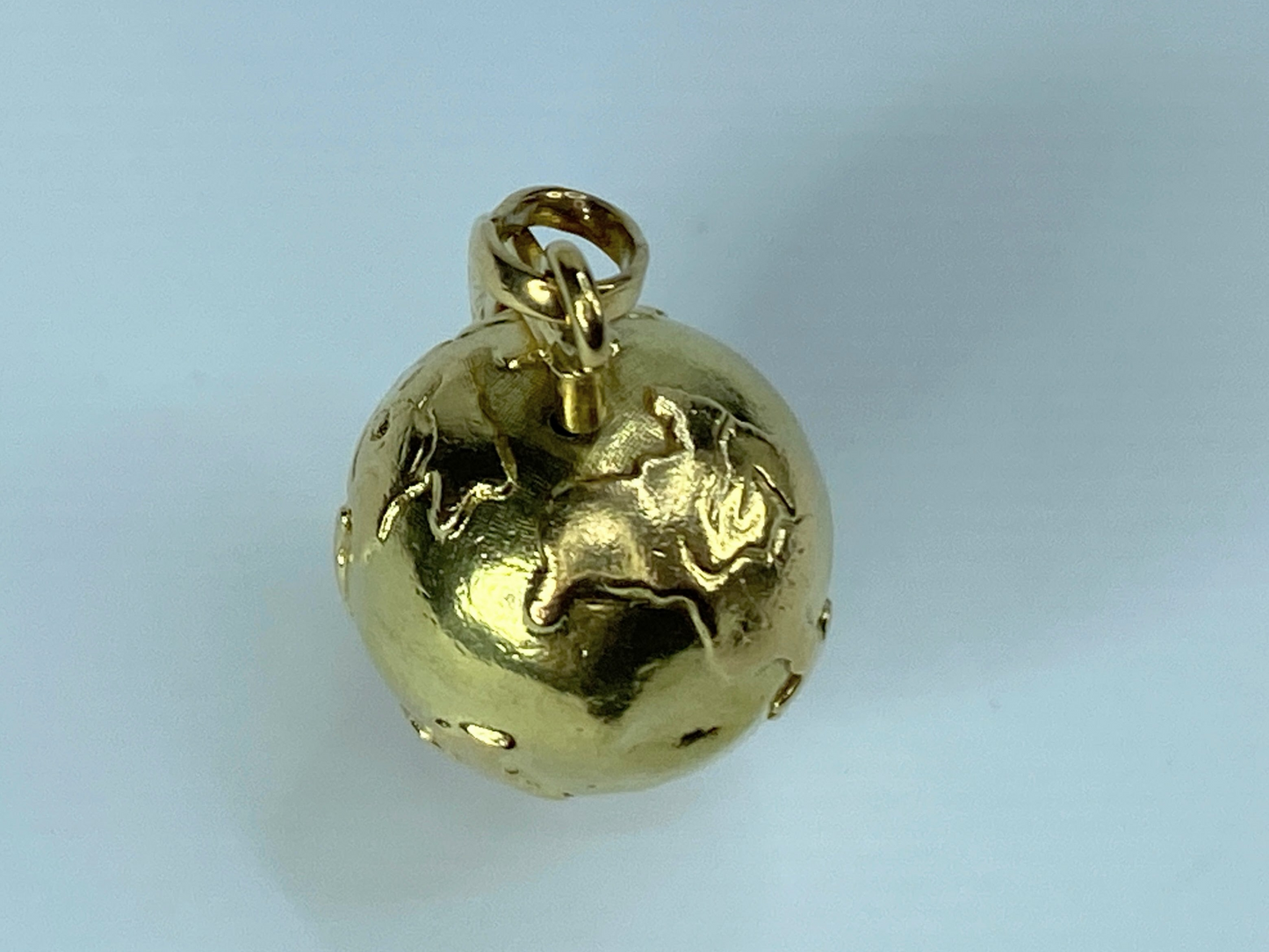 18K Yellow Gold Rotating Desk Globe Charm 27mm 7.5gm