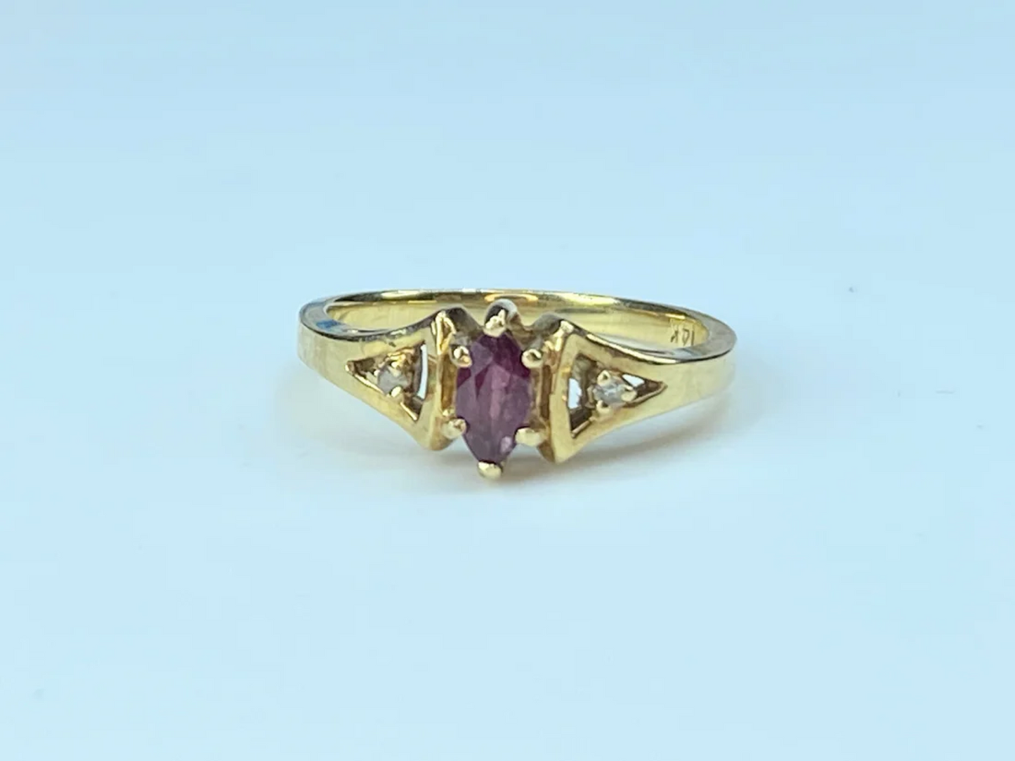 14K yellow gold 0.2ct Marquise Ruby Diamond ring