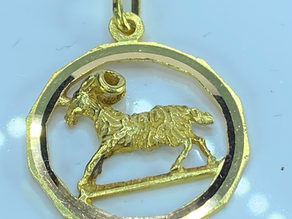 18K yellow gold Zodiac sign ARIES round charm pendant