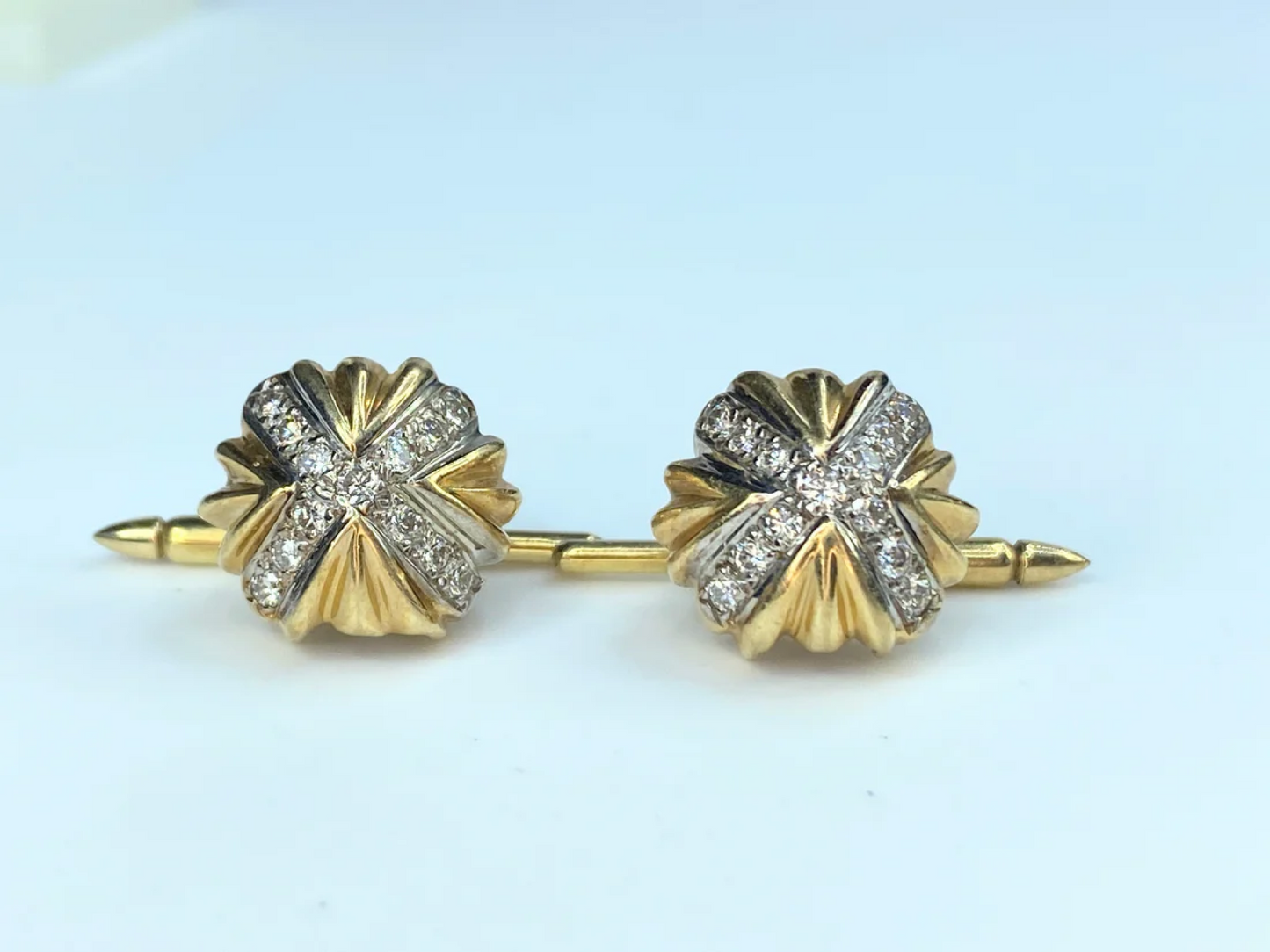 14K yellow gold 0.4ct Round brilliant diamond Ribbed cufflinks studs