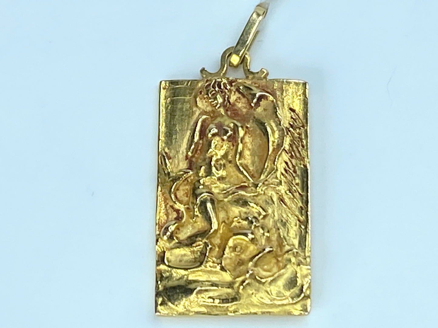 18KYG Neo Greek Goddess Repousse etching pendant JR9001