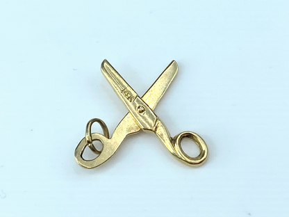 1950's Vintage Movable Scissors Charm in 14 Karat Gold