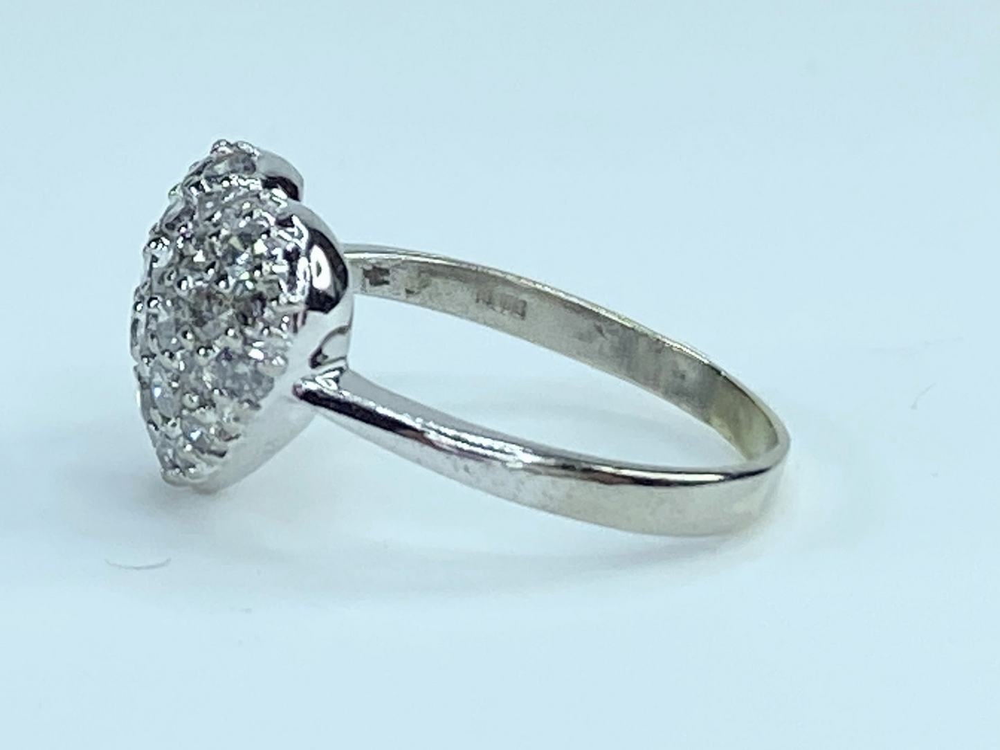 18K gold 1.0ctw round Diamond Heart ring 3.0g s6.5 JR8201