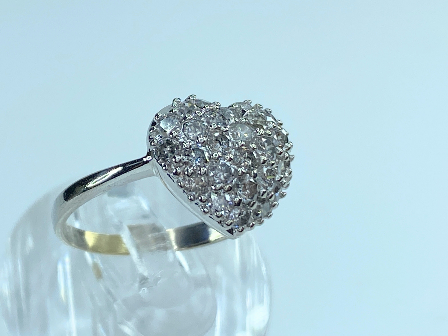 18K gold 1.0ctw round Diamond Heart ring 3.0g s6.5 JR8201