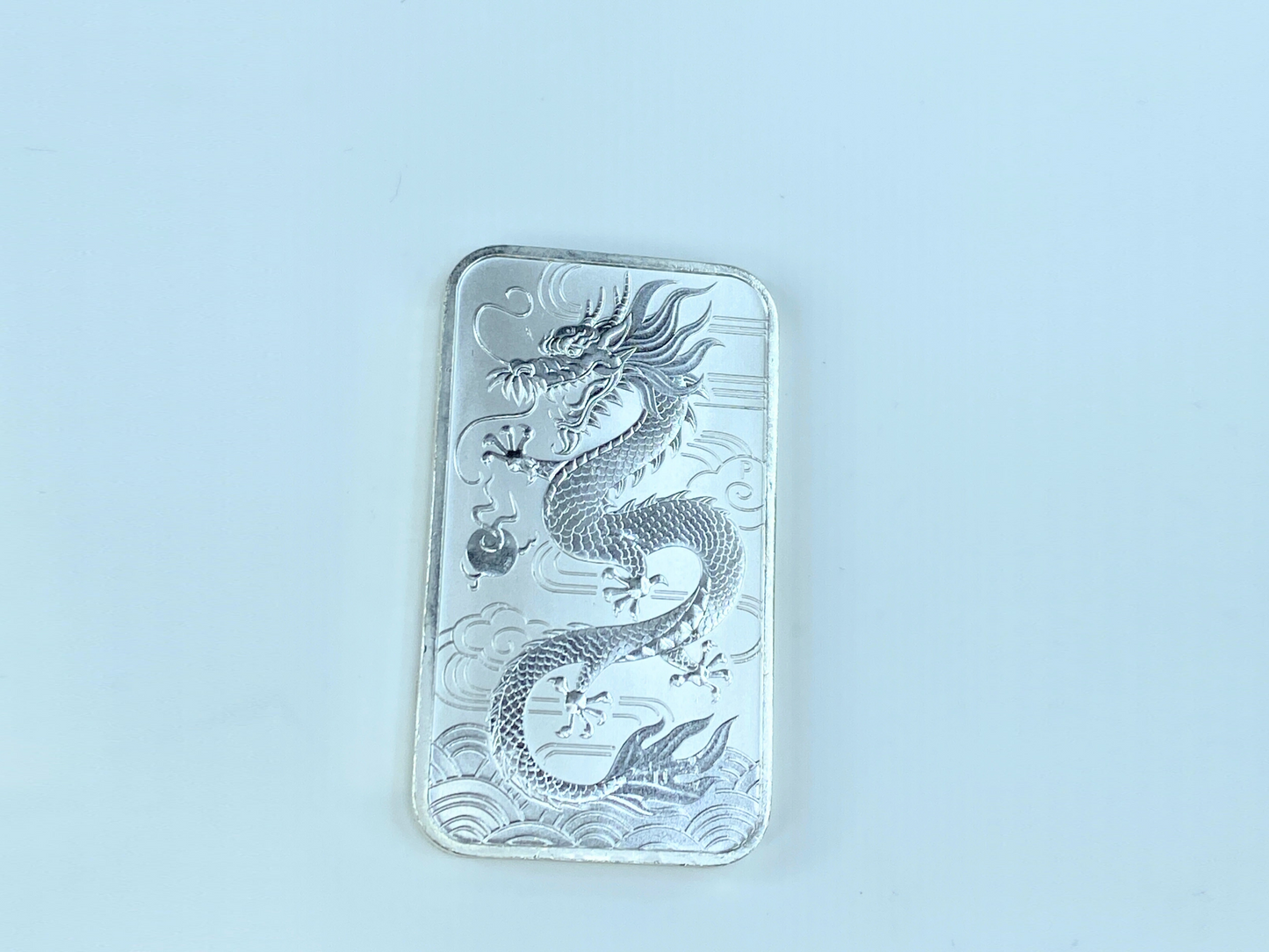 2018 Australia Dragon 1 Troy oz .9999 fine silver art bar Elizabeth II (uncirculate)