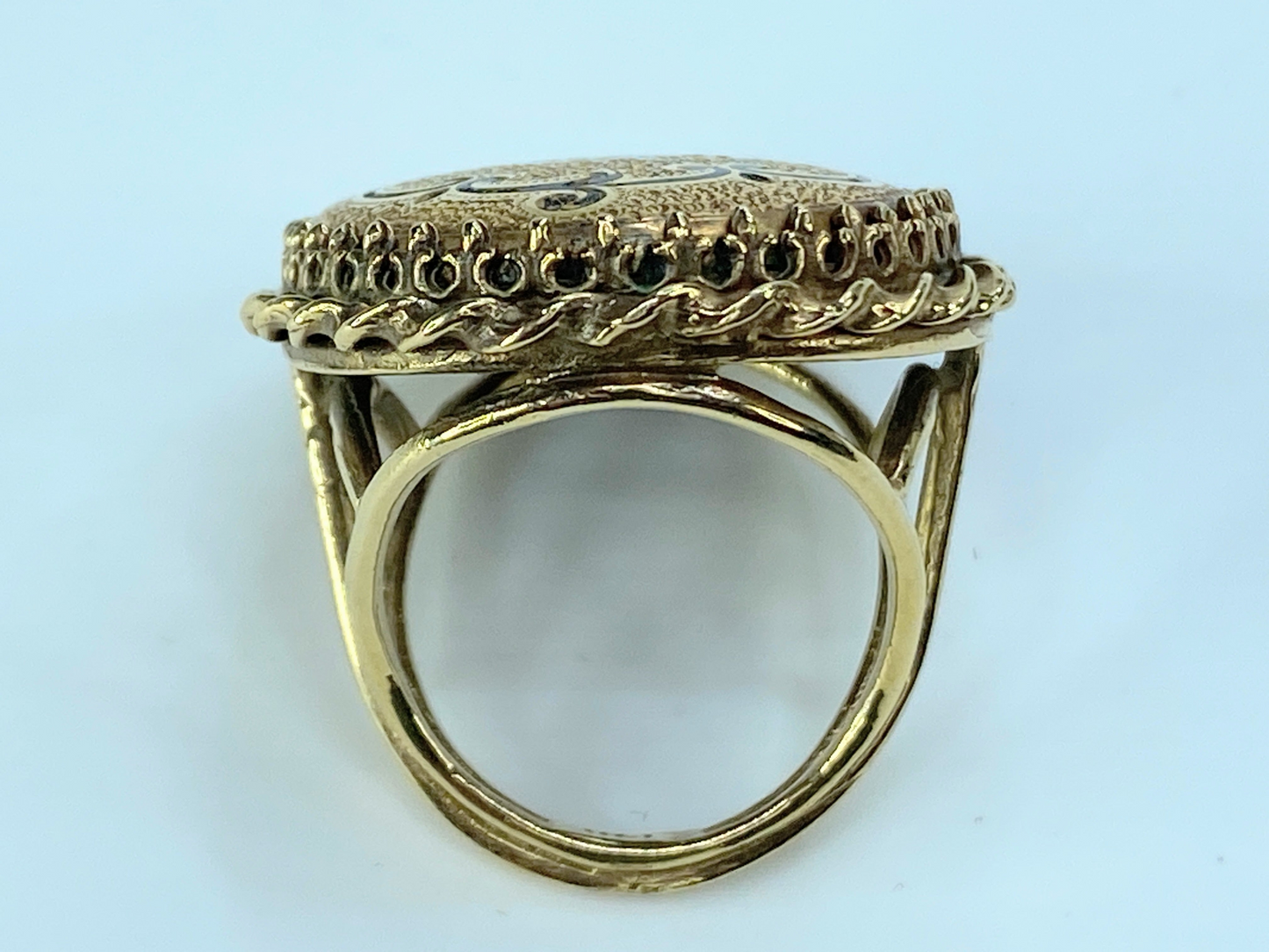 Antique Taille d'Épargne Enamel Button-Style Ring 14k Gold JR8986