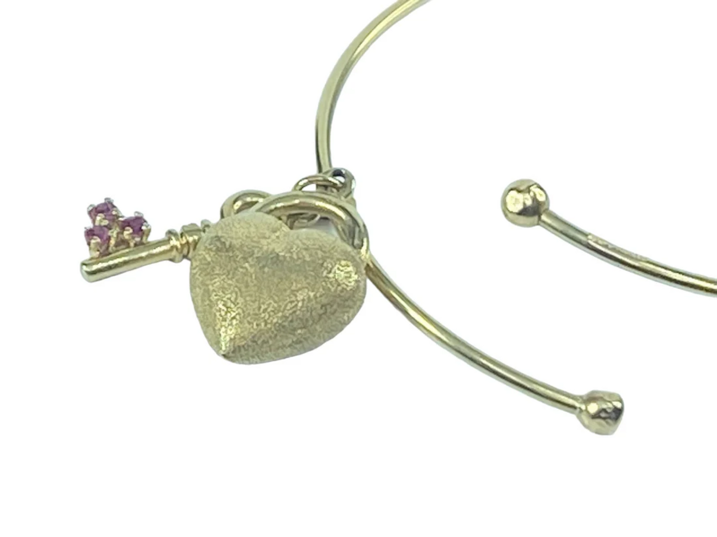 14k gold Ruby Key to my Heart open slip on bangle 12.3g 7.25"