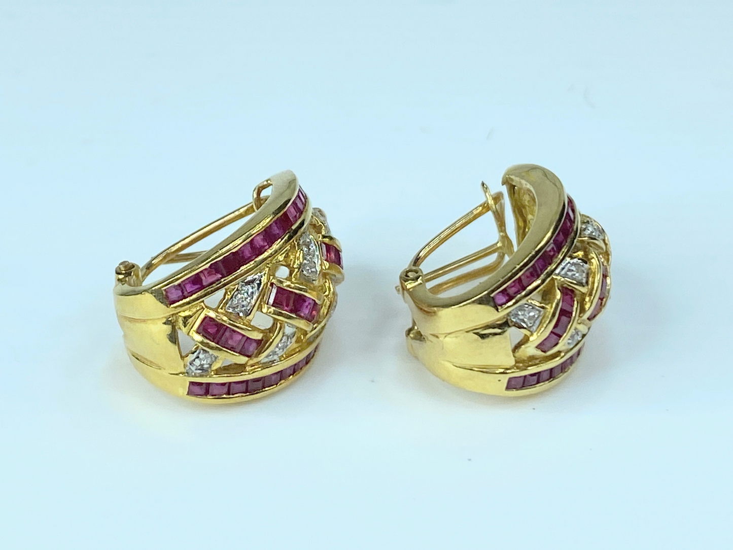 18K gold 1.0ct Ruby Diamond Basket Weave earrings French back 11.6g