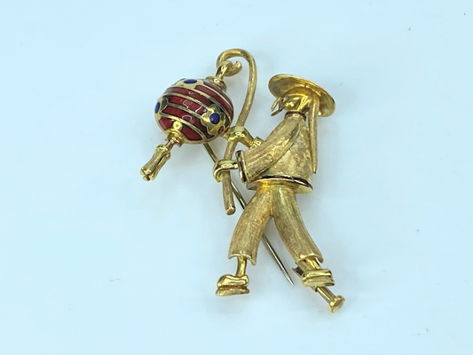 "Raised the Red Lantern" Asian motif enamel in 18K gold brooch