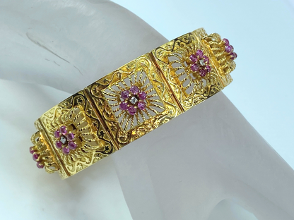 1.25ctw Ruby, 0.20ctw Diamond and 18K Yellow Gold Bracelet