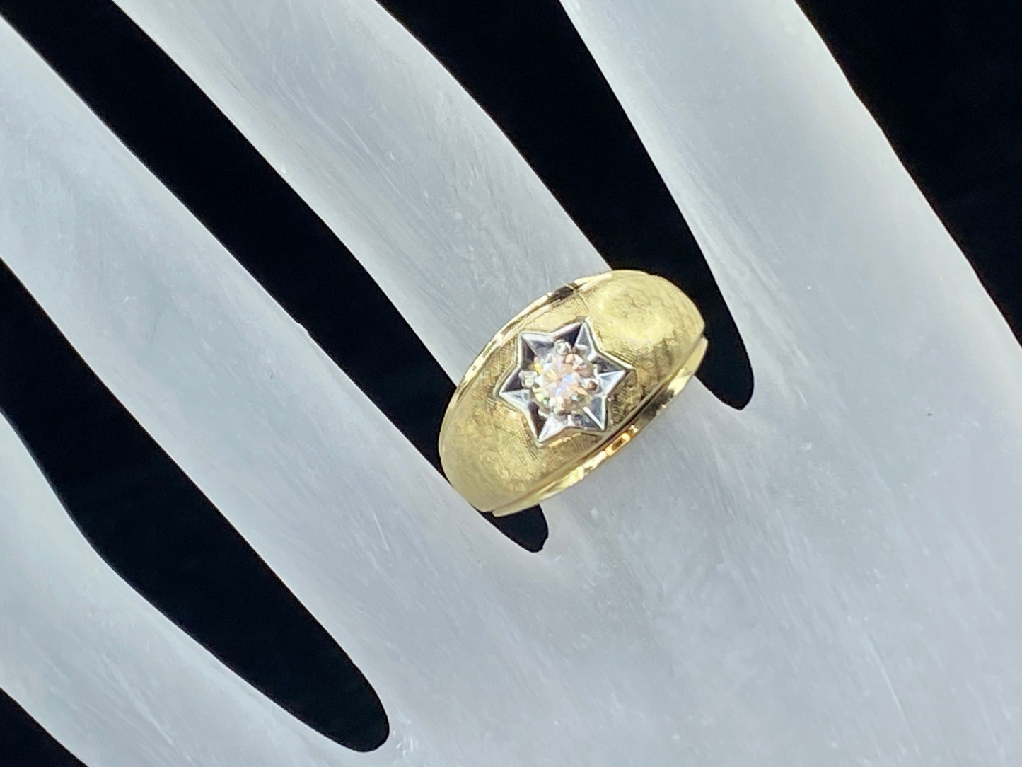 14K bi color 0.4ct F/Si1 round brilliant diamond Gypsy ring