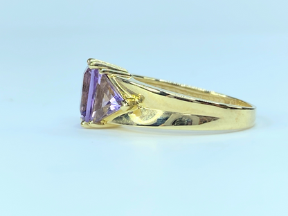 14k Gold 3.5 Carat Amethyst Three Stone ring 4.4g s7.25 JR8921