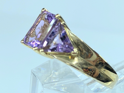 14k Gold 3.5 Carat Amethyst Three Stone ring 4.4g s7.25 JR8921