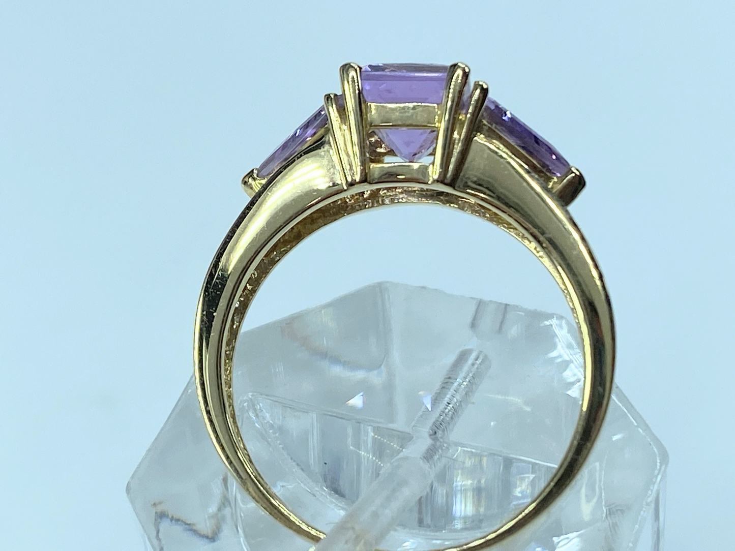 14k Gold 3.5 Carat Amethyst Three Stone ring 4.4g s7.25 JR8921