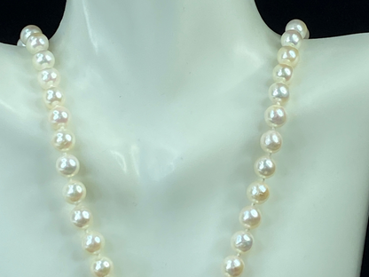 14K gold 7.0mm round White cultured pearl necklace 18" 31.4gm