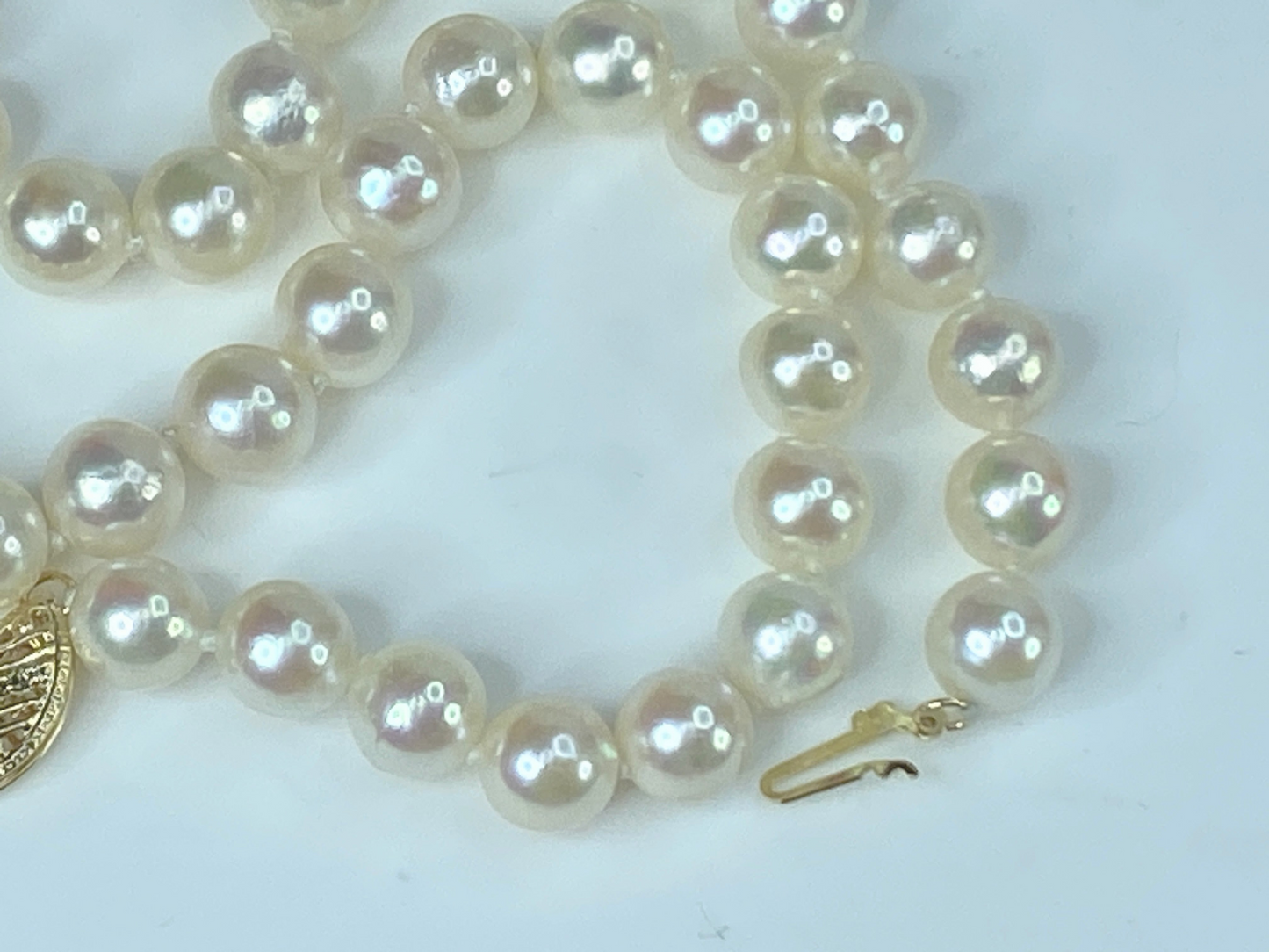 14K gold 7.0mm round White cultured pearl necklace 18" 31.4gm