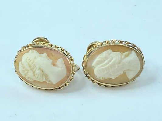 14K gold Large hand carved Shell Cameo screw on earrings