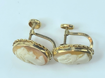 14K gold Large hand carved Shell Cameo screw on earrings