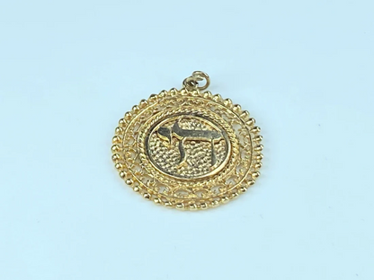 14K yellow gold dots and texture open work Hebrew "Chai" pendant