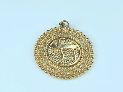 14K yellow gold dots and texture open work Hebrew "Chai" pendant