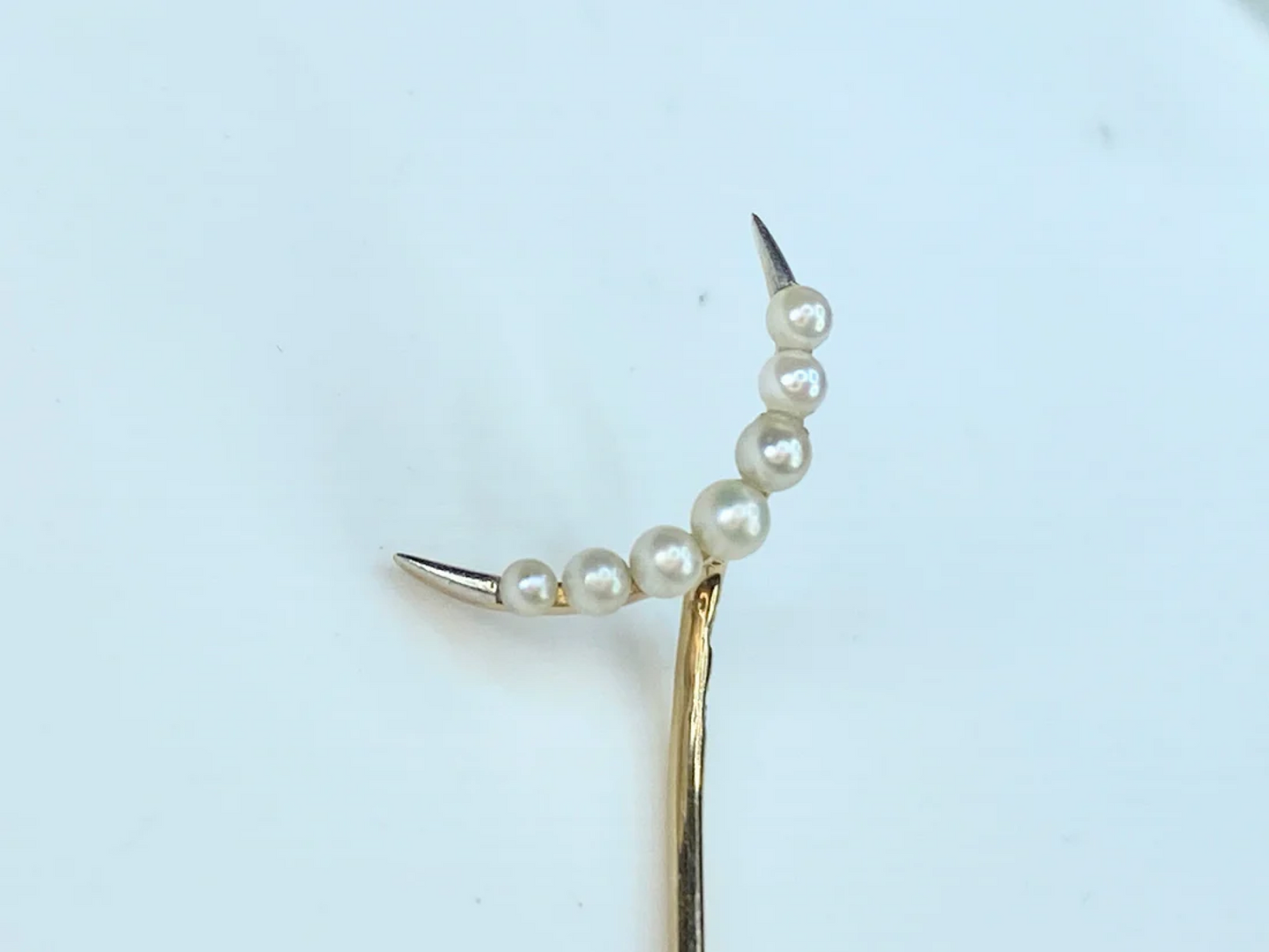 14K yellow gold graduated Seed Pearl Crescent moon stick pin