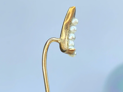 14K yellow gold graduated Seed Pearl Crescent moon stick pin