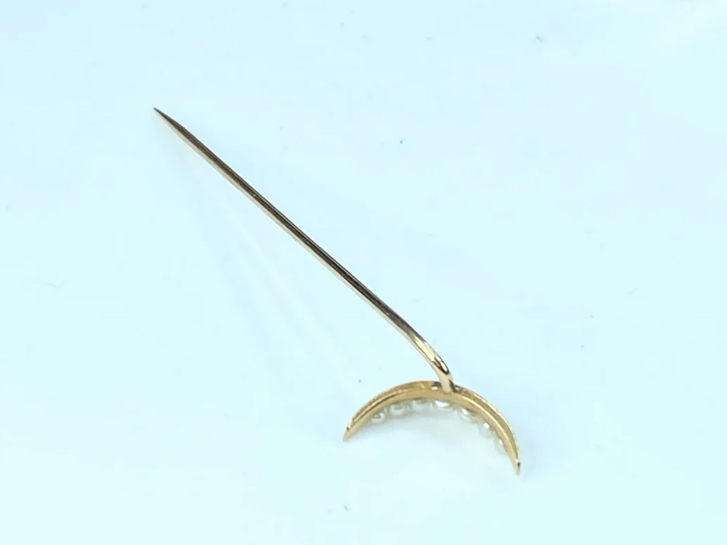 14K yellow gold graduated Seed Pearl Crescent moon stick pin