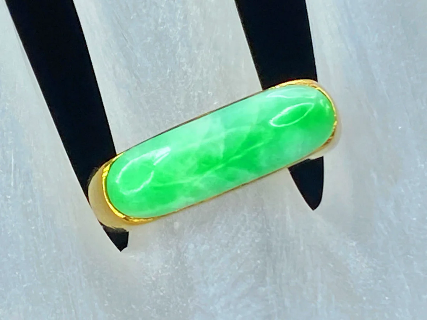 14K yellow gold Jadeite men's Saddle ring